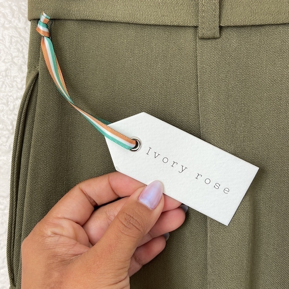 BIN#19 - IVORY ROSE Women’s Small Belted Dress Pants in Olive - Picture 7 of 7